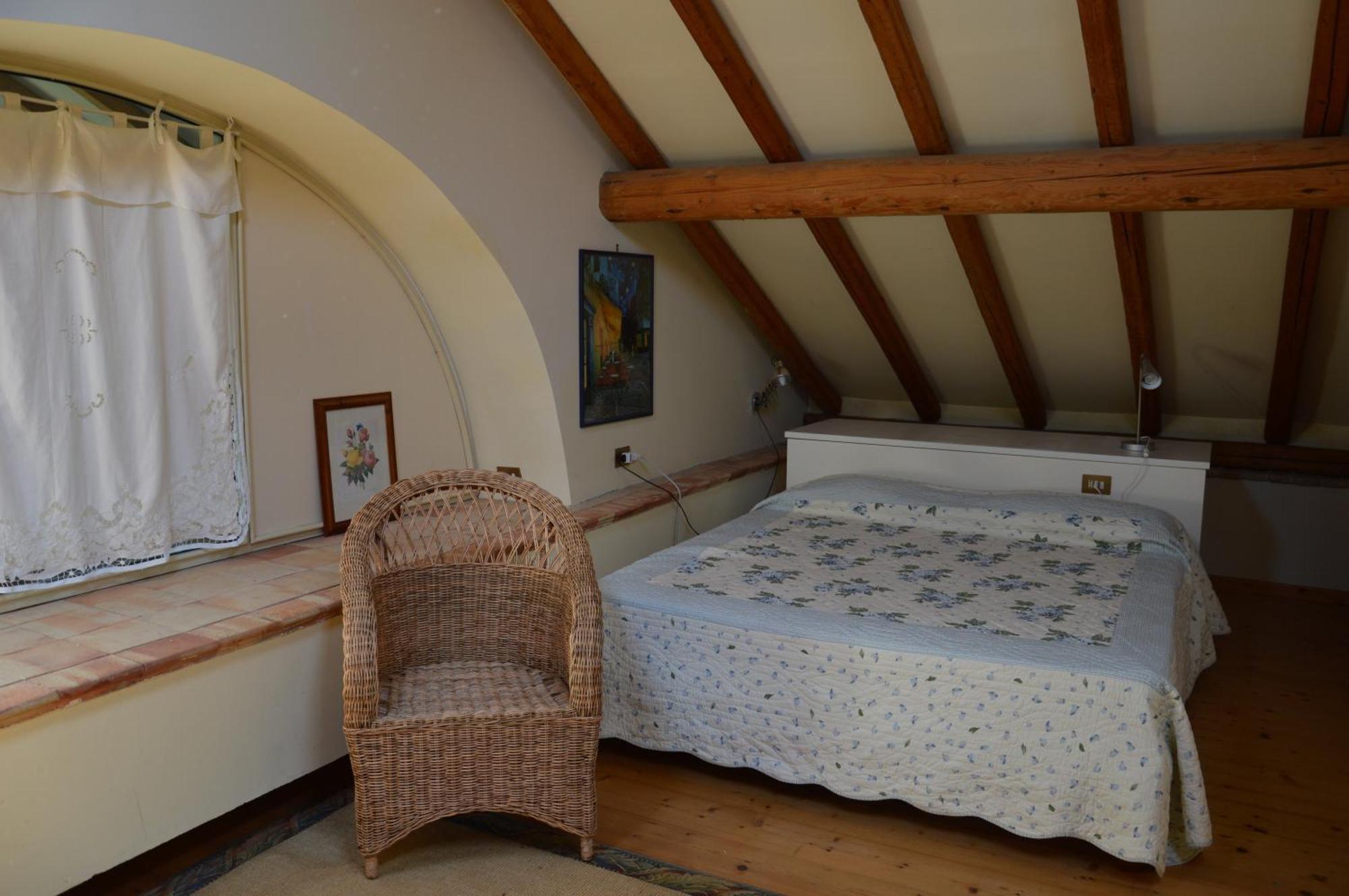 Relais De Charme - B&B Short Lets La Casa Di Francesca Sant'Agata Li Battiati Quarto foto