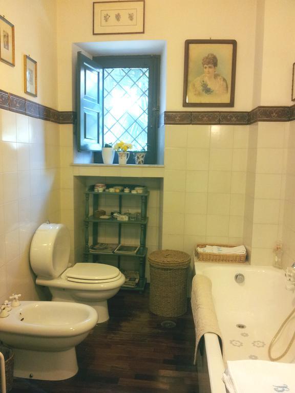 Relais De Charme - B&B Short Lets La Casa Di Francesca Sant'Agata Li Battiati Quarto foto